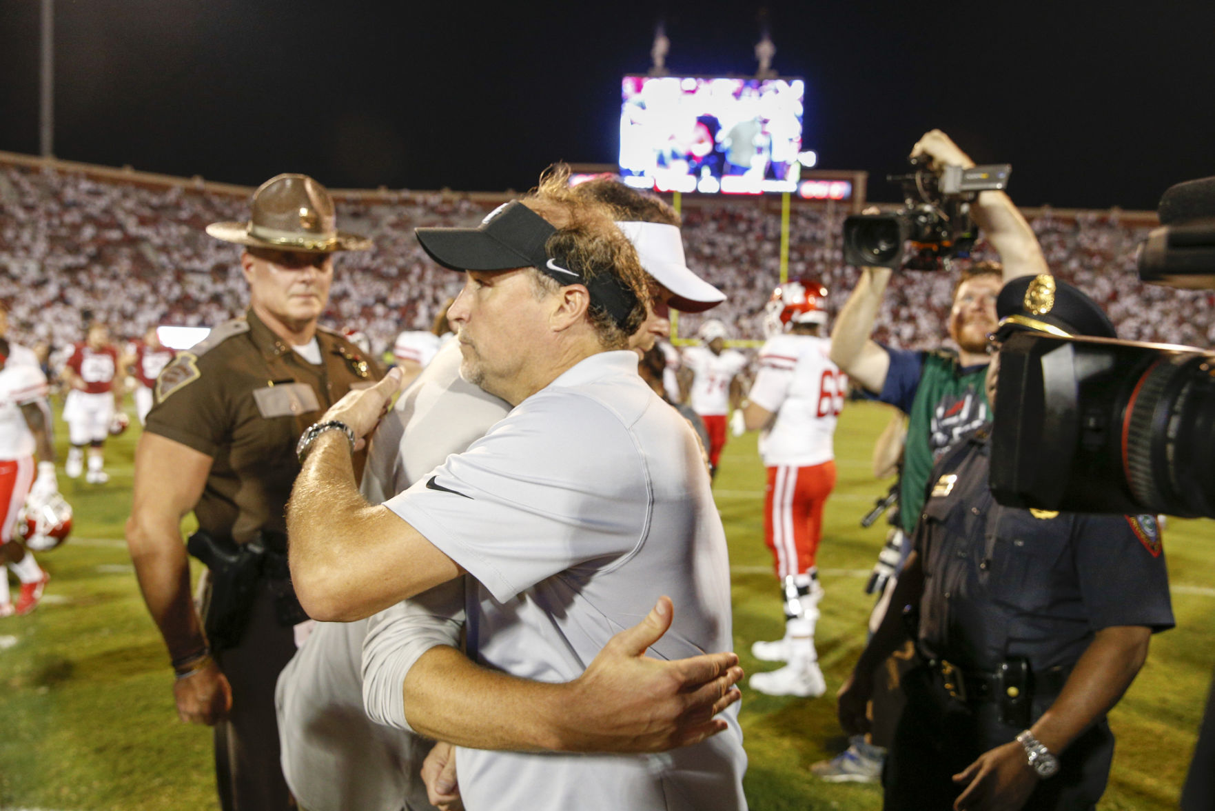 Oklahoma Sooners vs Houston Cougars